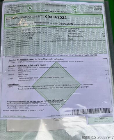 Vrachtwagen met bakwagen DAF LF 45