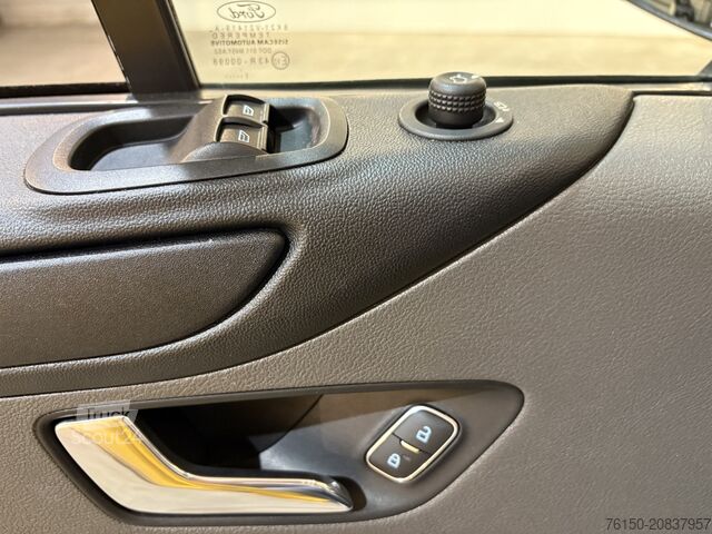 Slēgtais furgons Ford Transit Custom 320 2.0 TDCI L2H1 Trend / Euro 6...