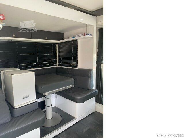Fourgon Mercedes-Benz Actros 2551 5-6 Pferde, Popout, Automatik, WoMo
