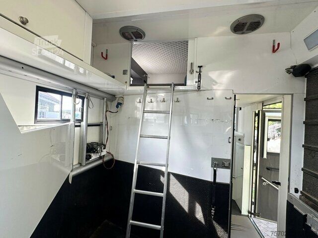 Dodávka Mercedes-Benz Actros 2551 5-6 Pferde, Popout, Automatik, WoMo