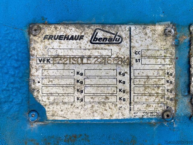 Semi carregador baixo Fruehauf / Hydraulic Ramps / 32 Ton