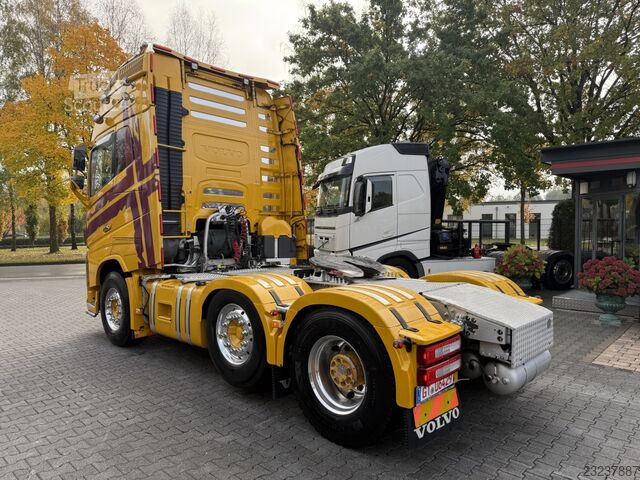 Standardowy ciągnik siodłowy Volvo FH16 750 6X2 Globetrotter XL