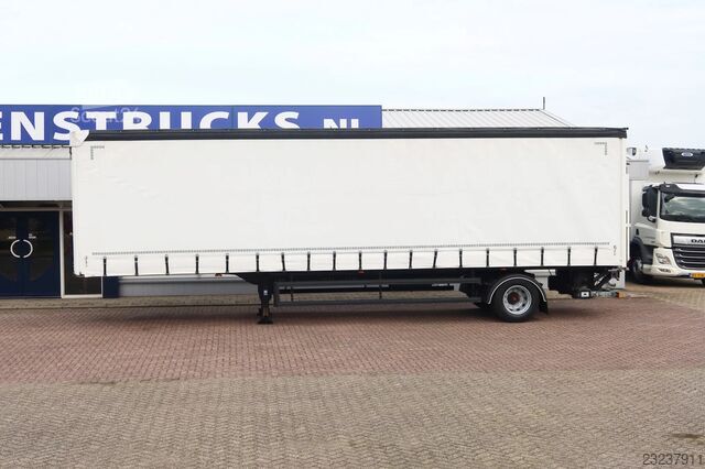 System Trailer N/A N/A citytrailer med skydepresenning, Dhollandia-lift på 1.500 kg og styrbar aksel System Trailer N/A N/A City trailer Schuifzeil +Dhollandia 150...