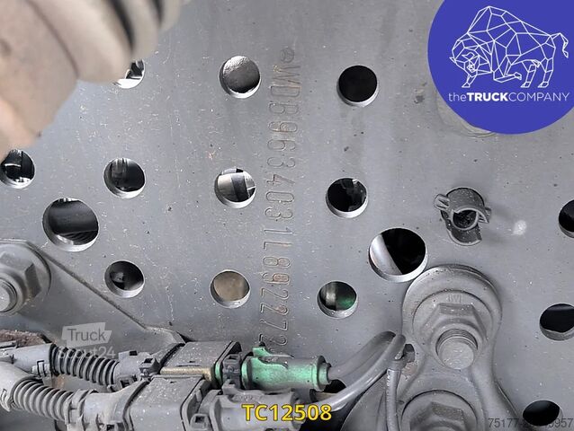 معيار SZM Mercedes-Benz Actros 1845