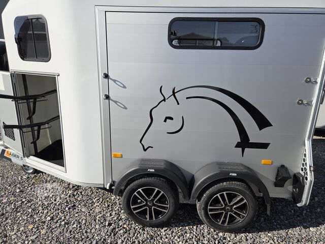 Prikolica za prevoz konj Cheval Liberté Gold 3 Alu Premium Alufelgen New Trailer