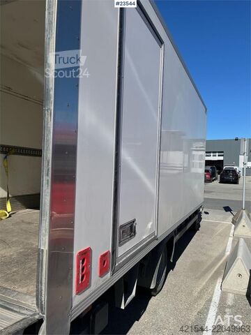 Maleta Fuso Canter 7C18 4x2 Box truck