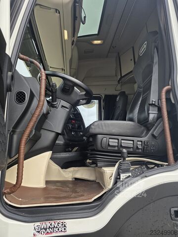  IVECO 440S57