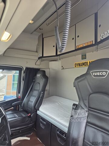  IVECO 440S57