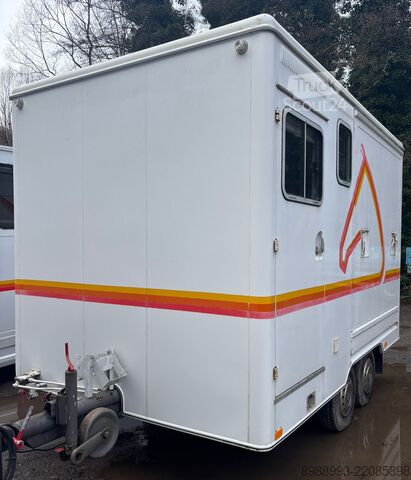 Mercedes 1023 trasporto cavalli + rimorchio Mercedes-Benz Atego 1023