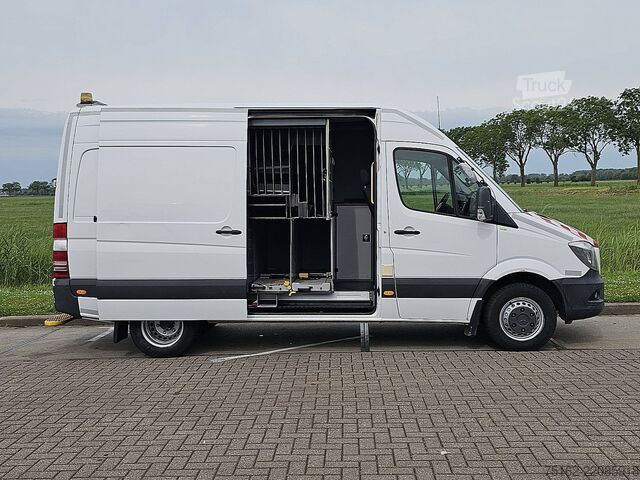 عربة ستيشن واغن ذات سقف مرتفع MERCEDES-BENZ SPRINTER 519 L2H2 V6 3.0Ltr Airco