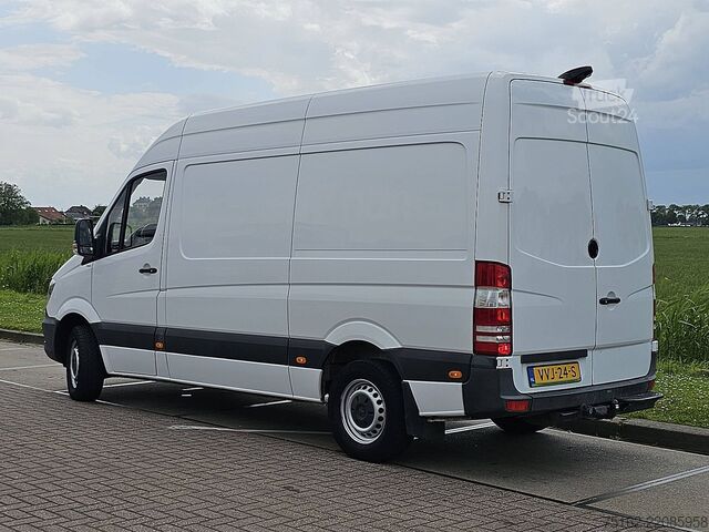 Augsta jumta universālis MERCEDES-BENZ SPRINTER 314 L2H2 Trekhaak Euro6!