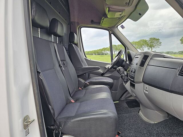 Augsta jumta universālis MERCEDES-BENZ SPRINTER 314 L2H2 Trekhaak Euro6!