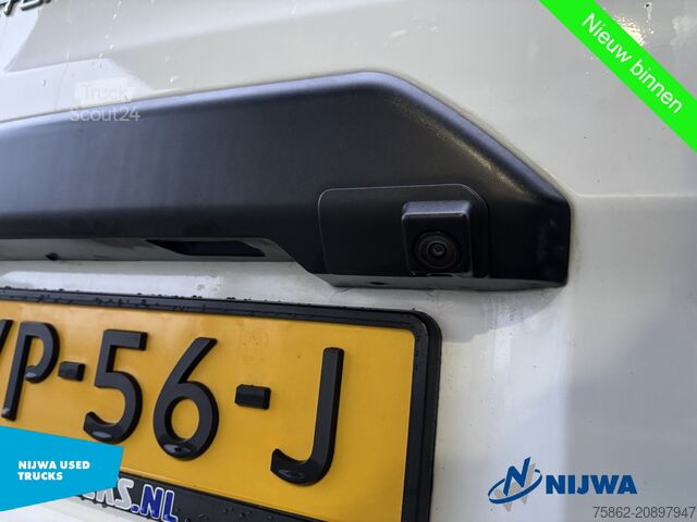 Універсал з високим дахом Ford Transit Custom 300 L2H2 Trekhaak + Navigatie