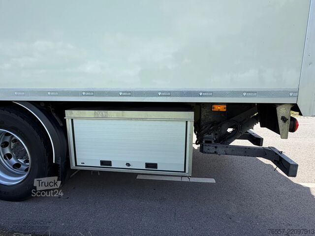 куфар DAF CF 290 CF290.18 EURO6 2020.  Bakwagen met Laadk...