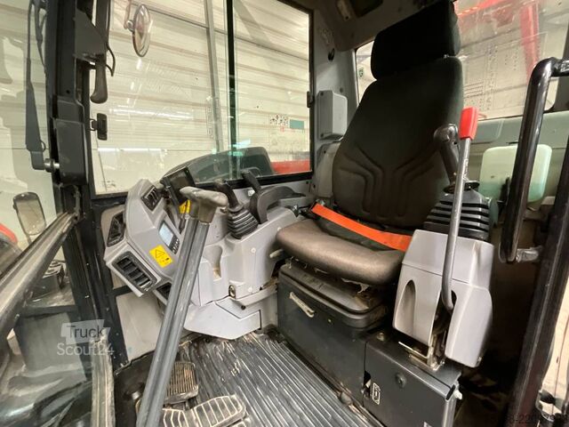 Koparka midi Kubota KX 080-4 A 2