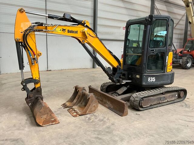 мини-экскаватор Bobcat E 35
