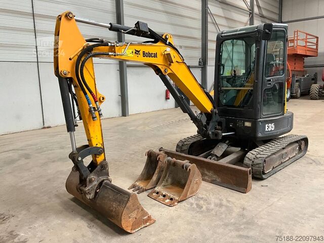 мини-экскаватор Bobcat E 35