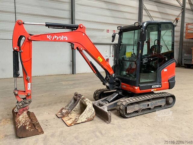 Minikoparka Kubota KX 030-4