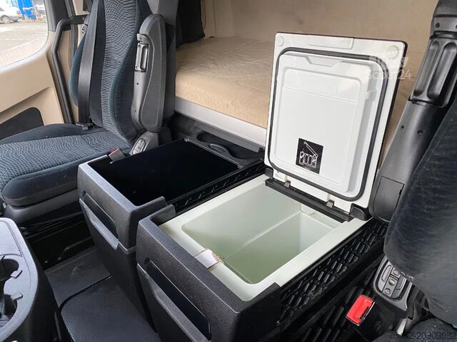 MTS standard Mercedes-Benz Actros 1942 / StreamSpace / 2x Tank / Stand Airco