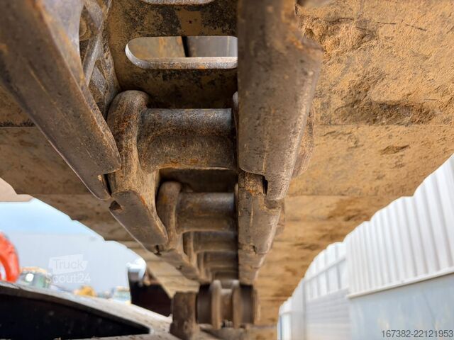 Escavadora de rastos Hitachi ZX210LC-6 New Bucket