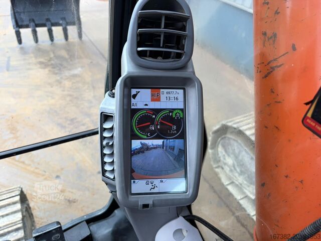 Escavadora de rastos Hitachi ZX210LC-6 New Bucket
