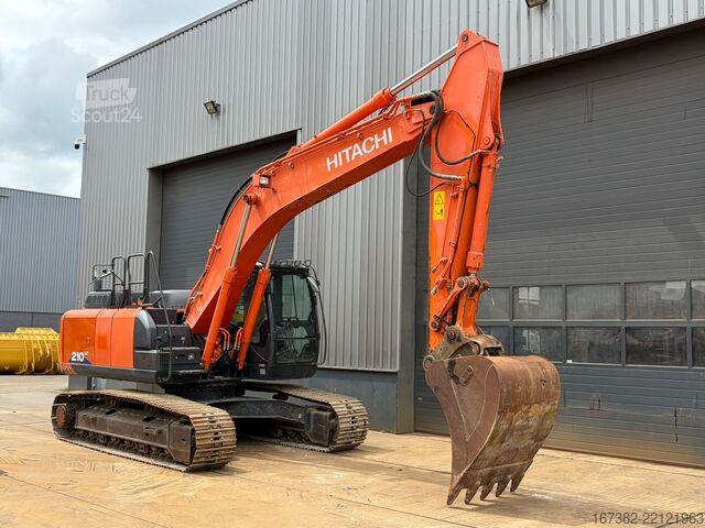 Bandgrävare Hitachi ZX210LC-6