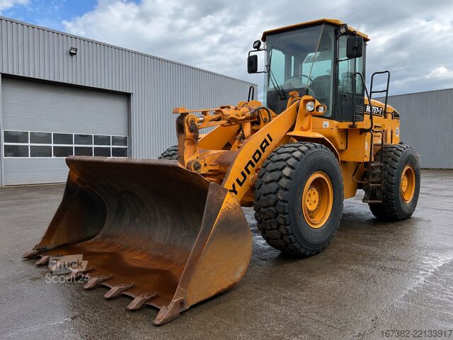 Chargeuse Hyundai HL757-7