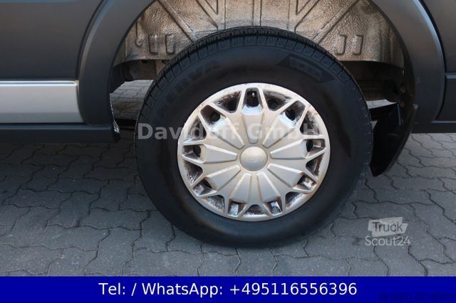 Bestelwagen met verhoogd dak FORD Nr.224 Transit 330 L3 Trend 2. Hand / Tempo