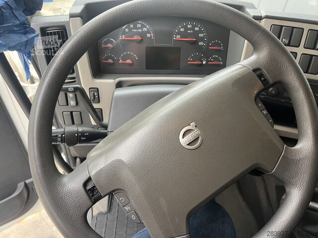 Van VOLVO FL 42 (FL 250)