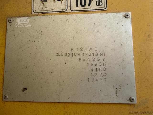 Wheeled asphalt paver Dynapac F121-6W