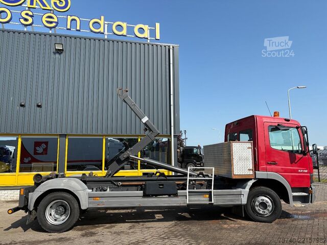 نظام ذراع الخطاف Mercedes-Benz Atego 1218 + HYVALIFT HAAKARM SYSTEEM + MANUAL