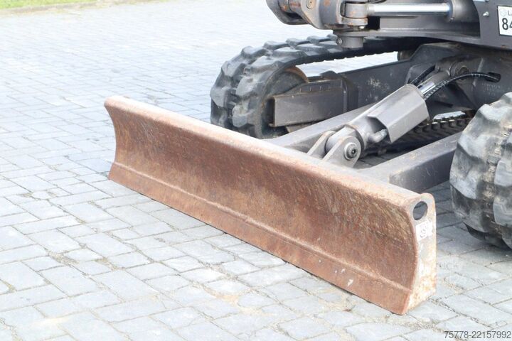 Minigraver Volvo ECR25 ELECTRIC | JECR25D | TILTBUCKET | BUCKET ...