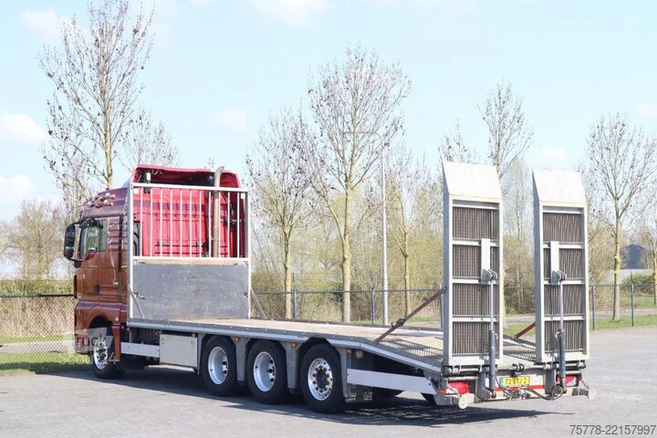Autotransporter varevogn MAN TGX 35.560 | RETARDER | MACHINE TRANSPORT | MAS...