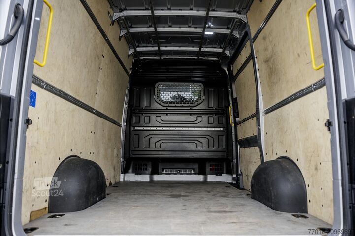 Kassevogn Volkswagen Crafter 2.0 TDI L3H2 | 140PK | Camera | Carplay...