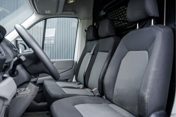 Kassevogn Volkswagen Crafter 2.0 TDI L3H2 | 140PK | Camera | Carplay...