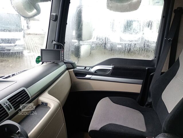 Zamknięta skrzynia MAN TGM 12.290 Koffer LBW AHK 8,10 m