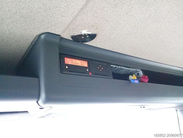 Zamknięta skrzynia MAN TGM 12.290 Koffer LBW AHK 8,10 m