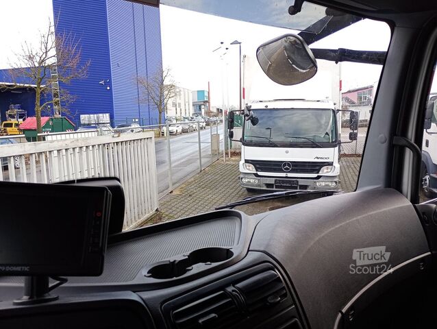 Zamknięta skrzynia Mercedes-Benz Atego 1224 Koffer 3-Sitzer 6-Zylinder LBW AHK (50)