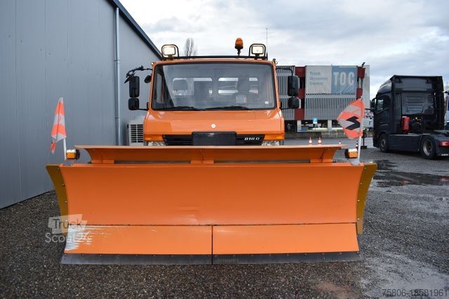 Iní MERCEDES-BENZ Vario 818 4x4 Allrad AHK Winterdienst inkl Pflug