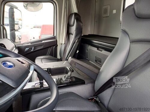 Kutu kamyonu BYD ETH8