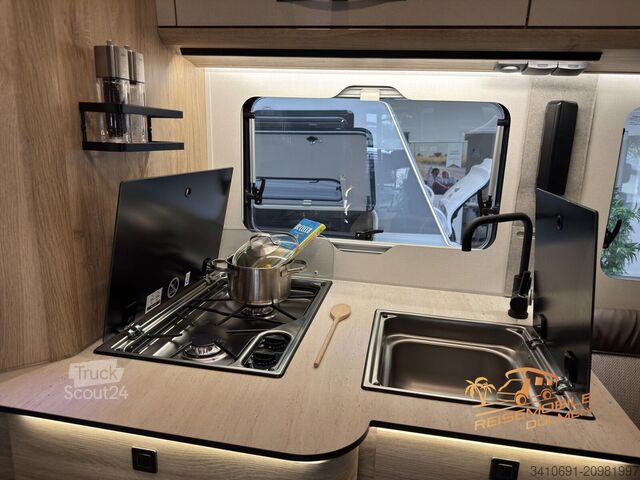 Integriertes Wohnmobil EURAMOBIL Integra Line IL 720 EF 2 x Mondial+ Design Paket