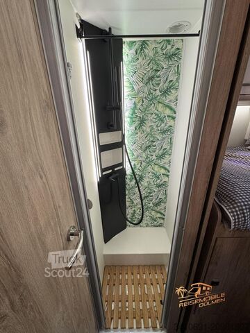 Integriertes Wohnmobil EURAMOBIL Integra Line IL 720 EF 2 x Mondial+ Design Paket