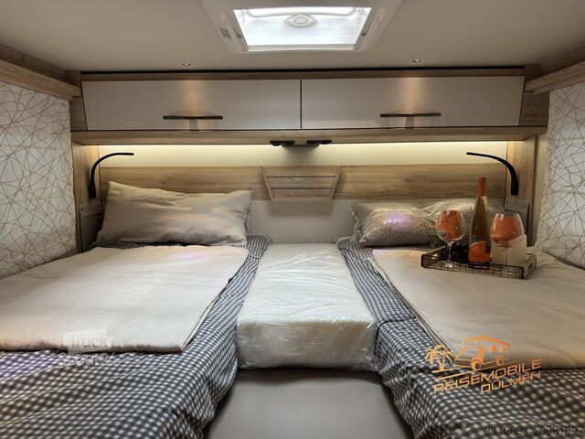 Integriertes Wohnmobil EURAMOBIL Integra Line IL 720 EF 2 x Mondial+ Design Paket