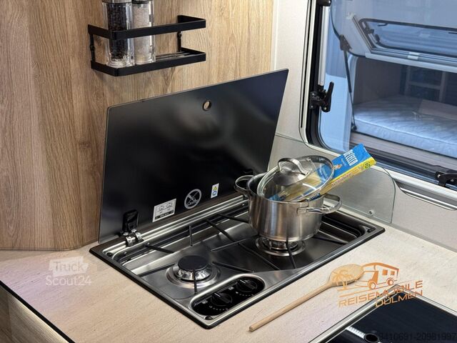 Integriertes Wohnmobil EURAMOBIL Integra Line IL 720 EF 2 x Mondial+ Design Paket