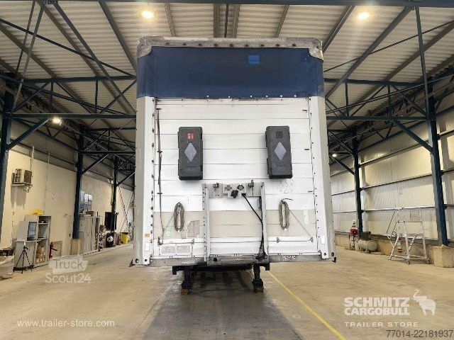 Semirimorchio con telone Schmitz Cargobull Curtainsider Standard