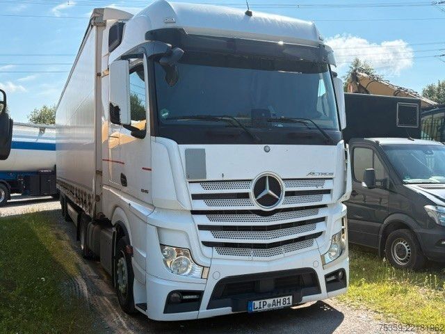 Volume trekker MERCEDES-BENZ 1845 LS GiGa Space