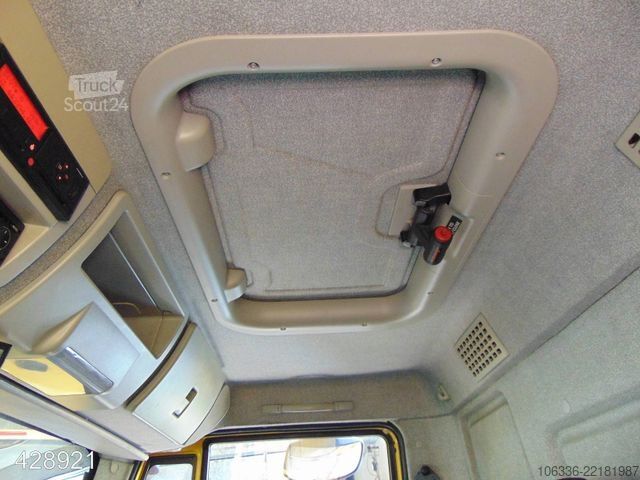 Kassevogn IVECO EuroCargo ML 120 E 28 LBW-AHK-COC