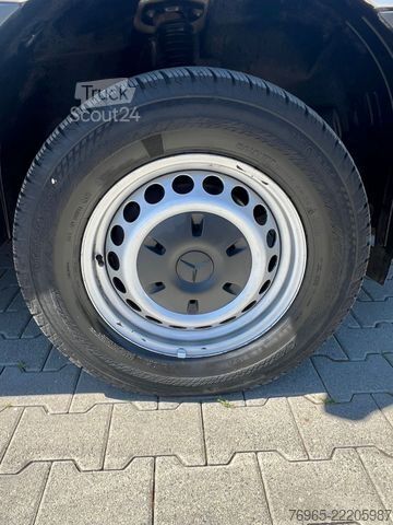 Bestelwagen MERCEDES-BENZ Sprinter 315 LANG 9G-TR KLIMA KAMERA PDC MBUX