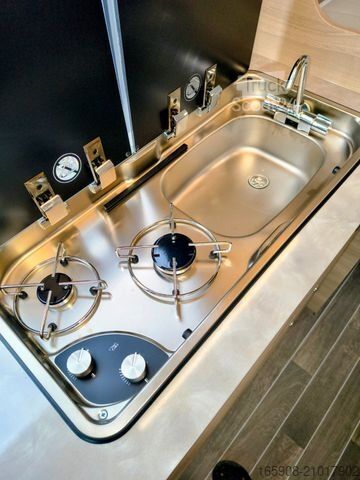 Camper van FORSTER Vantasy 599 EB Solar Autark Messe Aktion