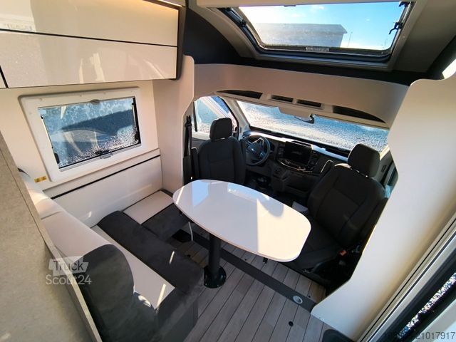 Half-integraal camper FORSTER Coupe Slim 669 EB Aktion Messe Solar Markise